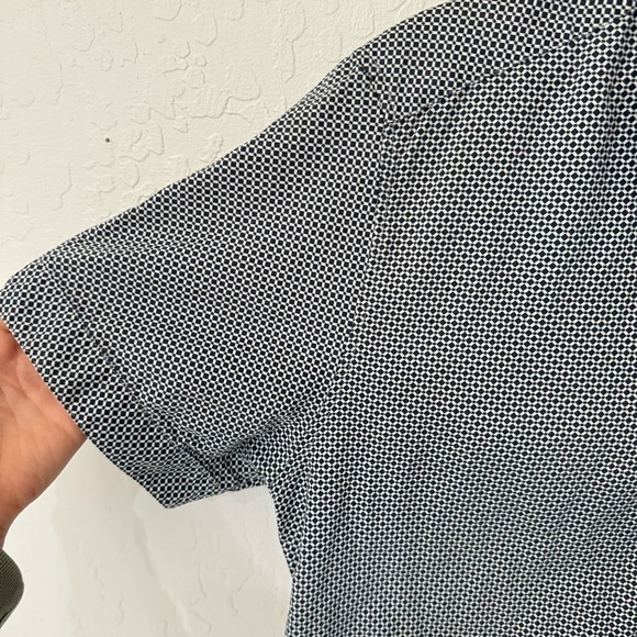 Ted Baker London Short Sleeve Dress Shirt Size 4 Diamond Navy Blue White - Picture 2 of 8